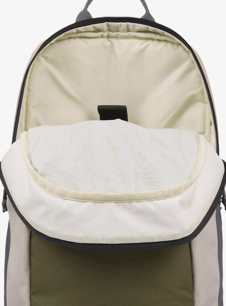 Mochila Quiksilver Altacama - Grape Leaf (cre0)