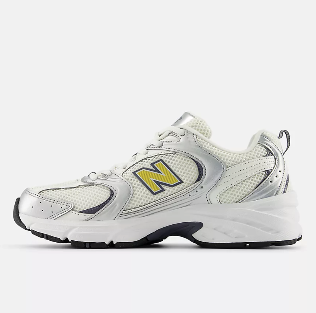 Zapatillas New Balance 530153 - Silver Metallic con Sea Salt y Apollo Gold