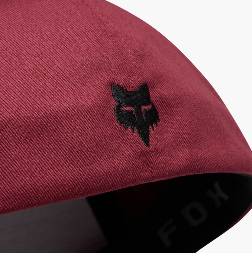 Gorra Fox Badge Flexfit - Cabernet (cab)