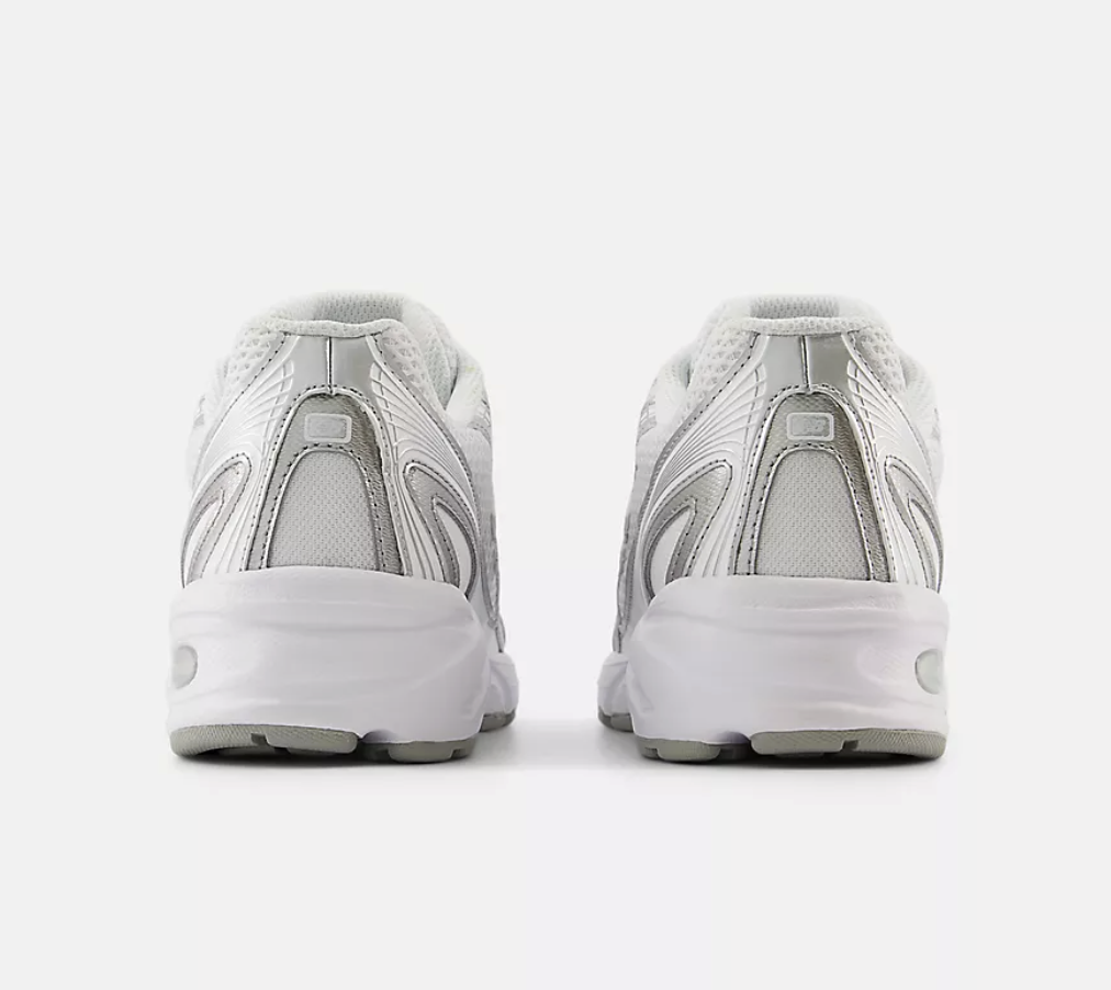 Zapatillas New Balance 740WN2 - White con Metallic Silver y Reflection