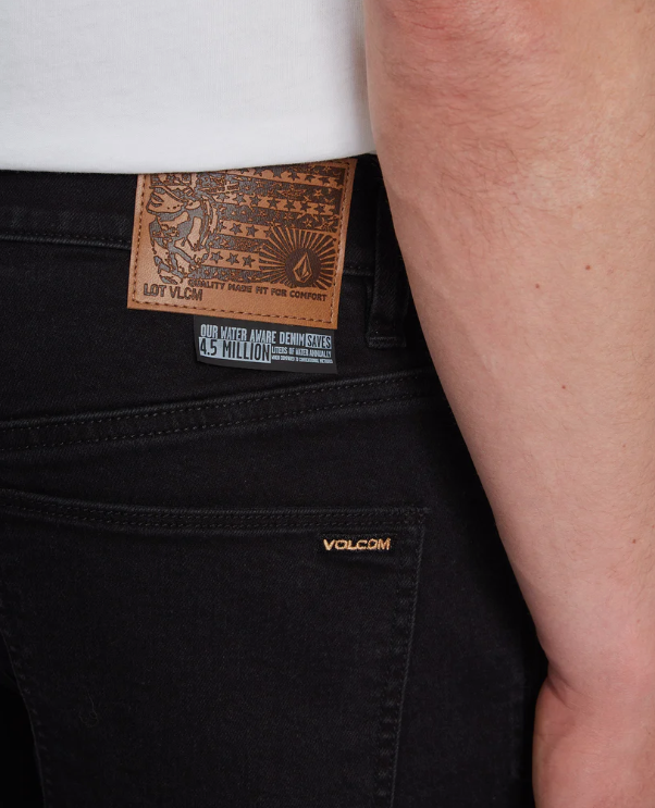 Pantalón Corto Volcom Solver - Black Out