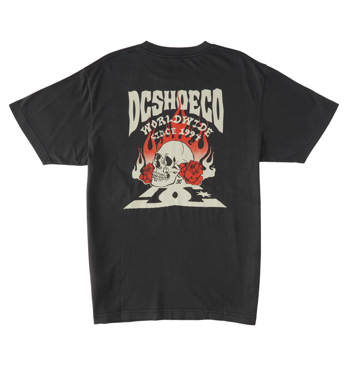 Camiseta DC Defiant - Pirate Black Enzyme Wash