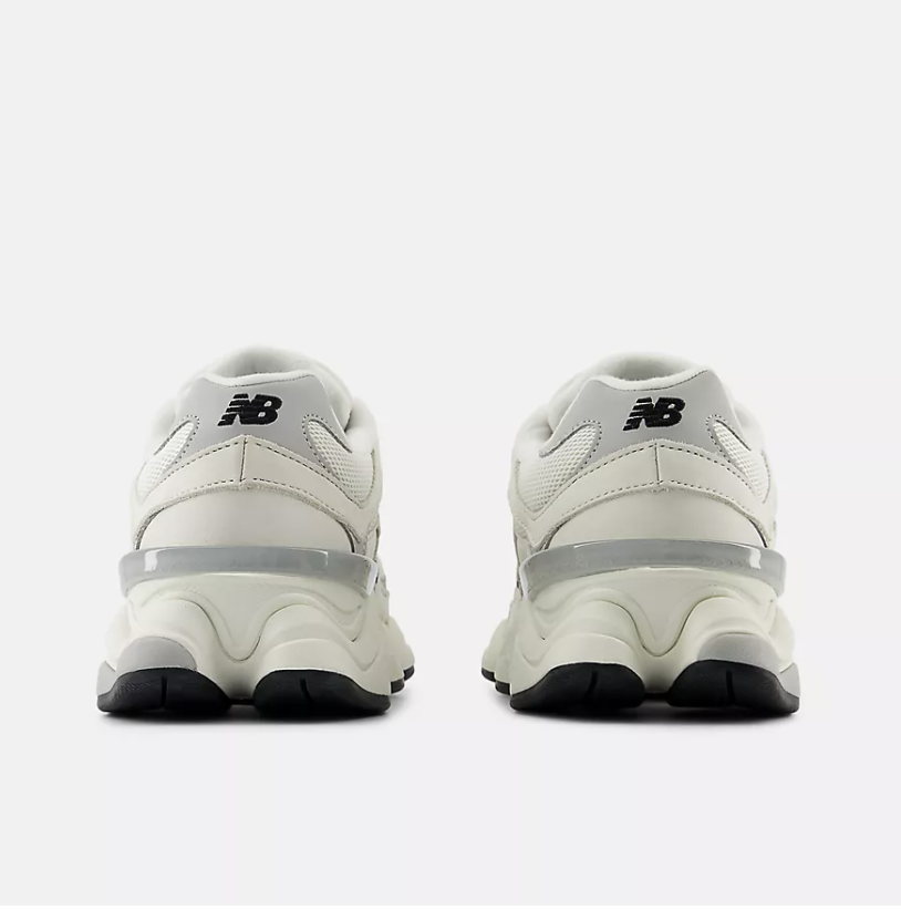 Zapatillas New Balance 9060ZGF - Sea Salt con Raincloud y Black