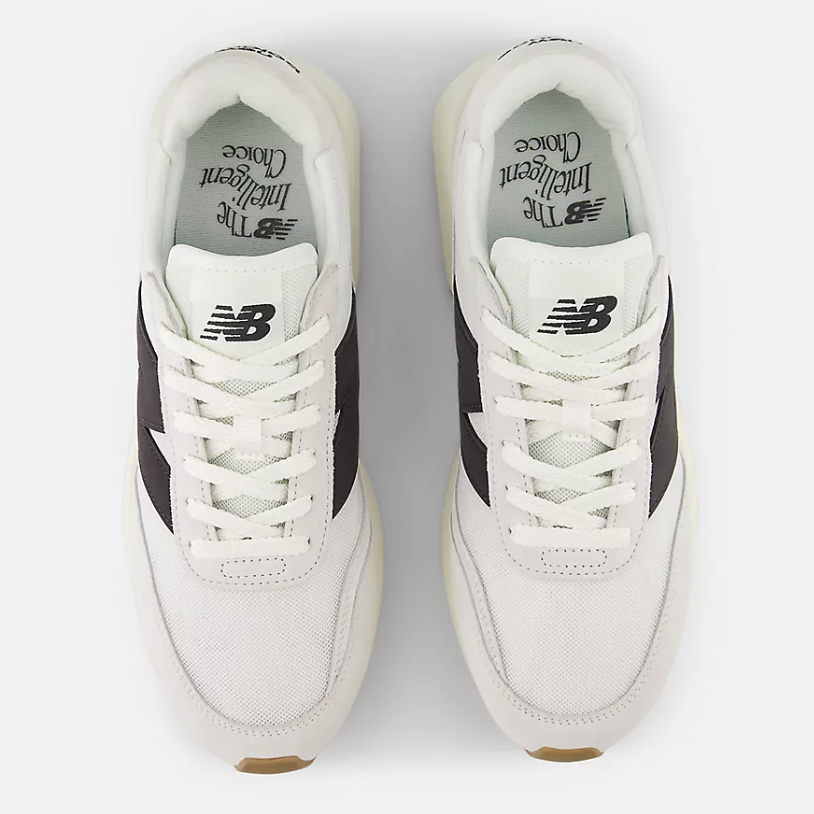 Zapatillas New Balance 370CA - Sea Salt con Black Cement