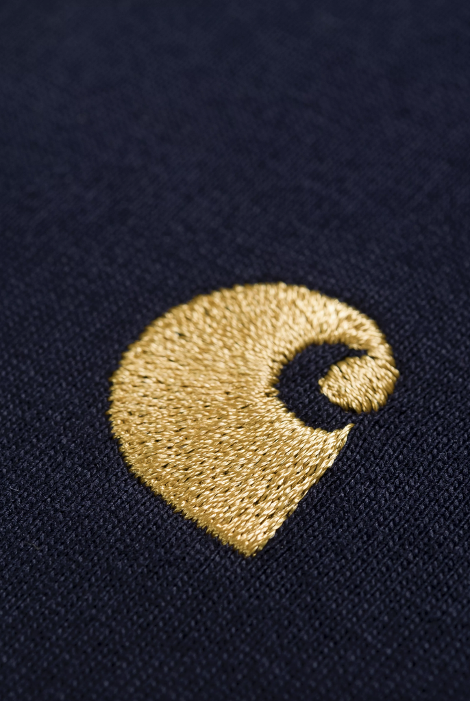 Camiseta Carhartt WIP Chase - Dark Navy/Gold