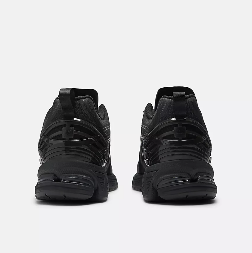 Zapatillas New Balance 1906RNB - Black con Dark Silver Metallic y Black Cement