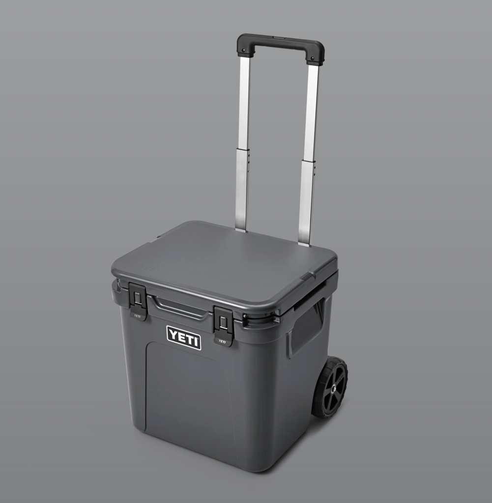 Nevera Portátil con Ruedas Yeti Roadie 48 - Charcoal
