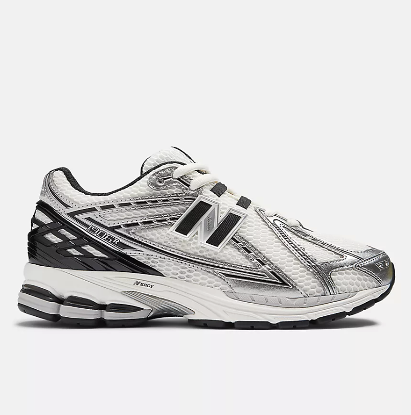 Zapatillas New Balance 1906RER - Metallic Silver con White y Sea Salt
