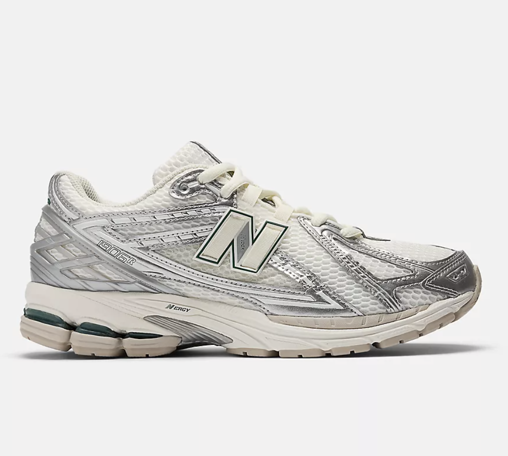 Zapatillas New Balance 1906REE - Silver Metallic con Sea Salt y New Spruce