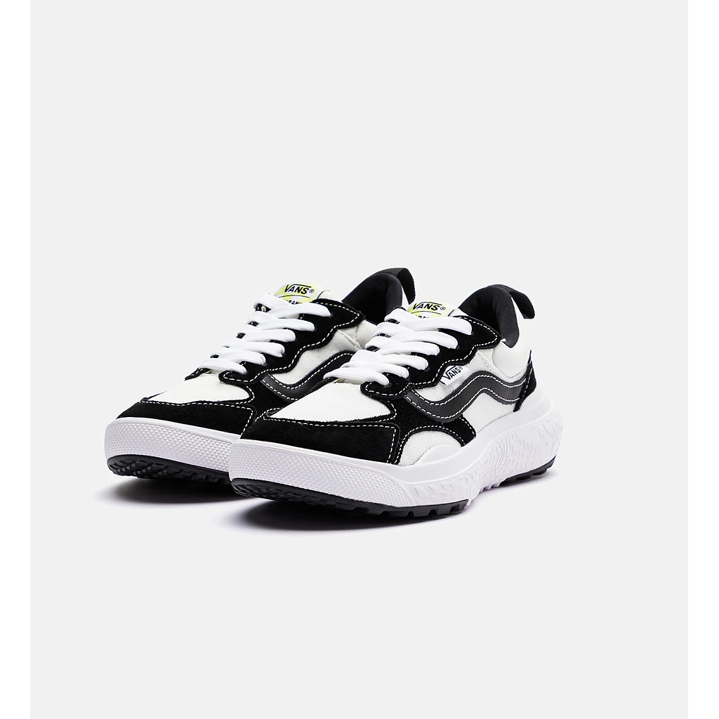 Zapatillas Vans UA UltraRange Neo Vr3 - Black/Black/Marshmallow