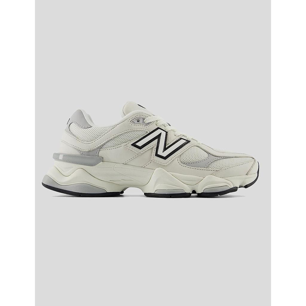 Zapatillas New Balance 9060ZGF - Sea Salt con Raincloud y Black