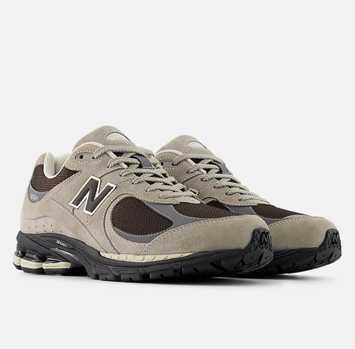 Zapatillas New Balance 2002RO - Arid Stone con Black Coffee y Castlerock